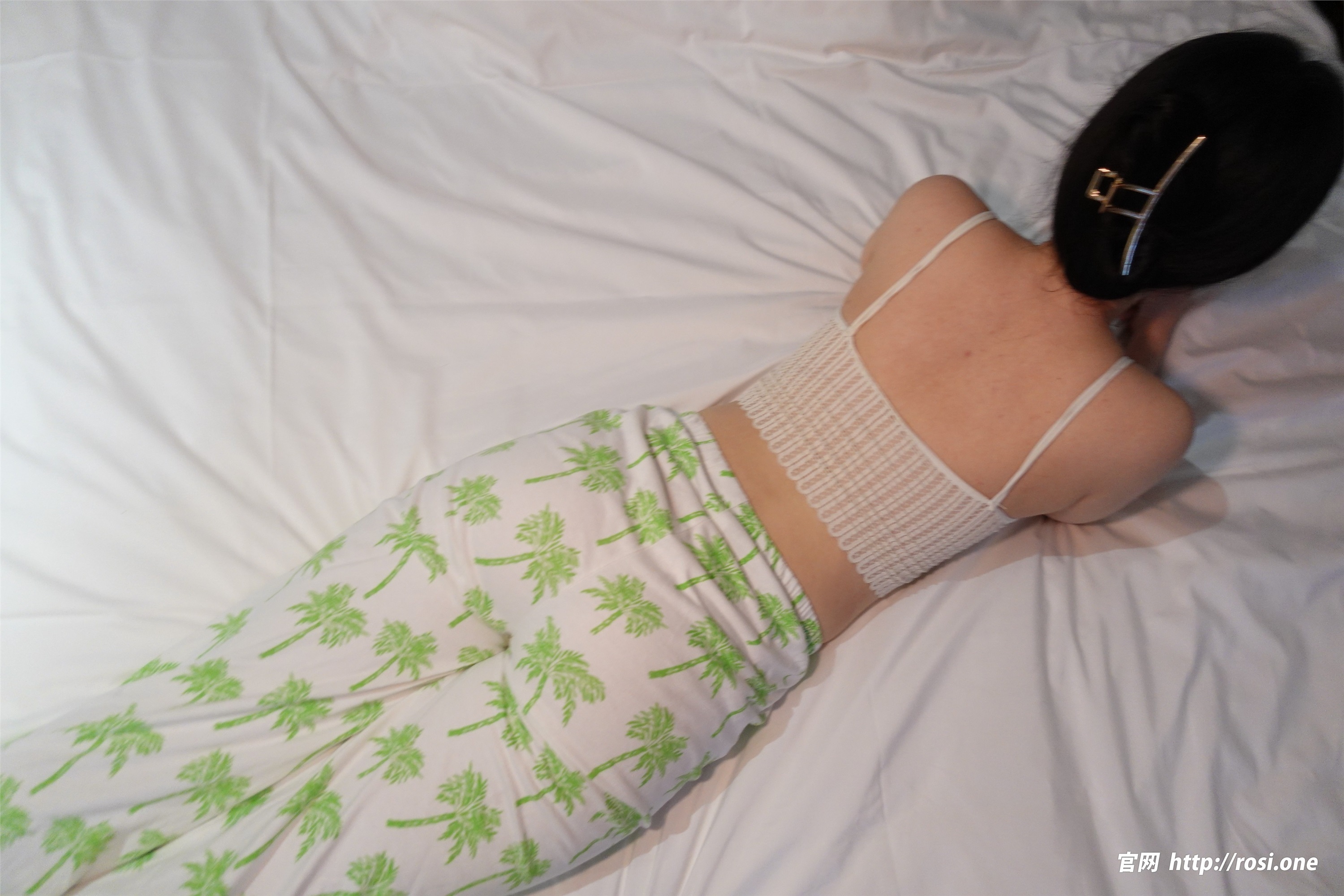 ROSI写真 2023.01.26 NO.4070